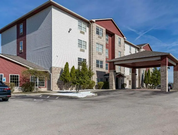 Comfort Inn & Suites Shelbyville hotel detail image 2