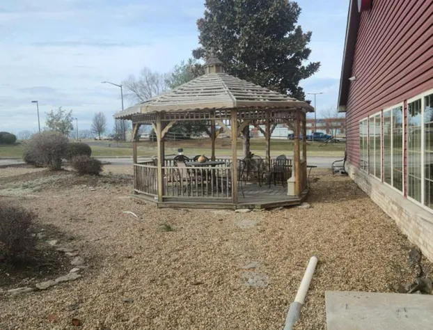 Comfort Inn & Suites Shelbyville hotel detail image 3