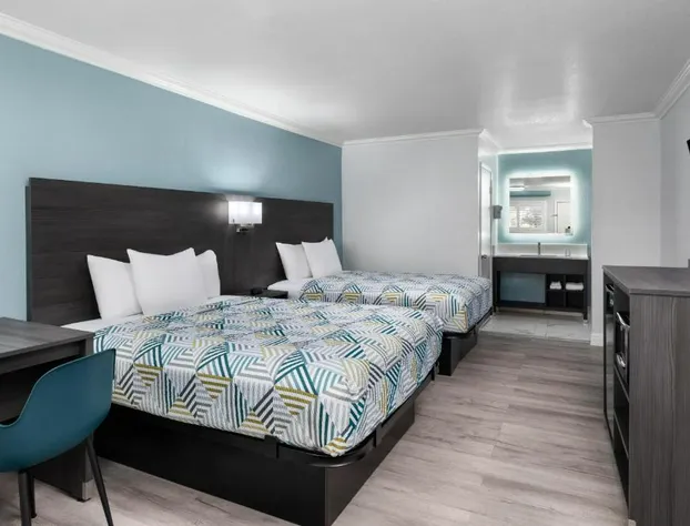 Red Lion Inn & Suites Lemoore hotel detail image 4