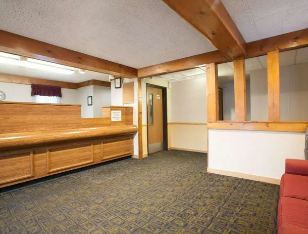 Super 8 by Wyndham Oneonta/Cooperstown hotel detail image 2