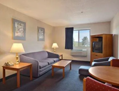 Super 8 by Wyndham Sidney NY hotel detail image 3