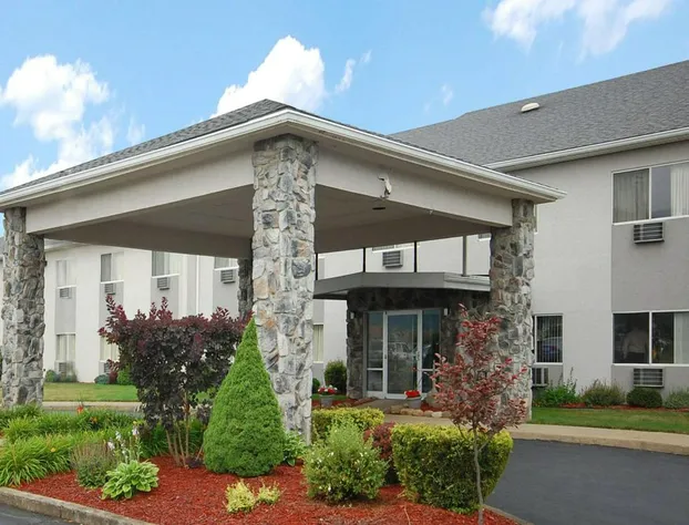 Econo Lodge Painted Post - Corning hotel detail image 1