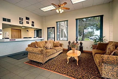 Days Inn by Wyndham Richland hotel detail image 4