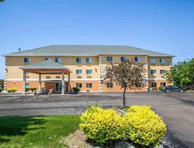 Comfort Inn Muscatine near Hwy 61 hotel detail image 1