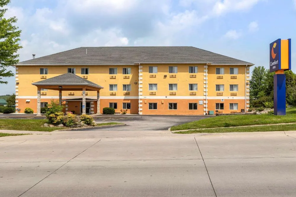 Comfort Inn Muscatine near Hwy 61 hotel hero
