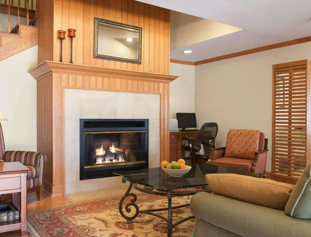 Country Inn & Suites by Radisson, Davenport - Quad Cities hotel detail image 1