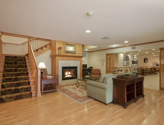 Country Inn & Suites by Radisson, Davenport - Quad Cities hotel detail image 3