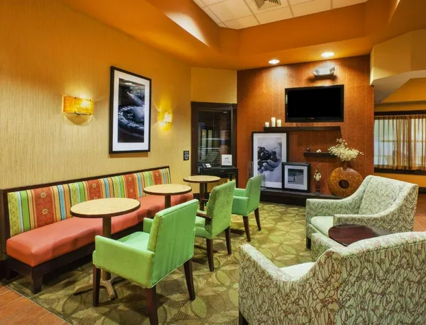 Hampton Inn Gaylord hotel detail image 4