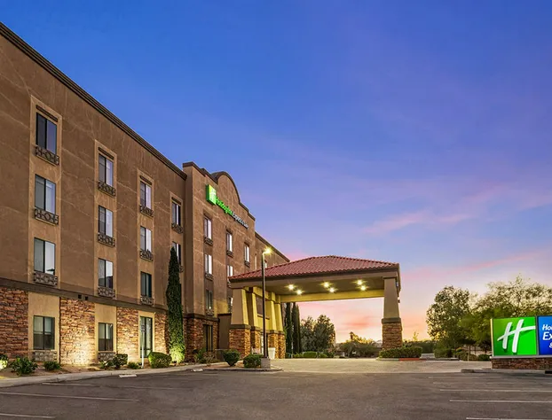 Holiday Inn Express Hotel & Suites Twentynine Palms by IHG hotel detail image 3