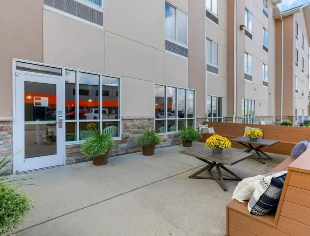 Comfort Inn & Suites Marion I-57 hotel detail image 1