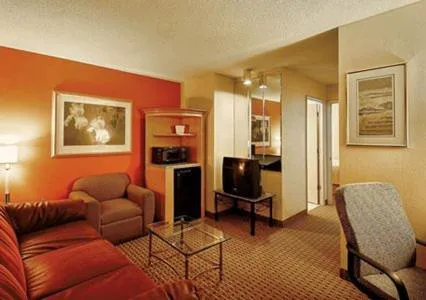 Quality Inn & Suites Shelbyville I-74 hotel detail image 3