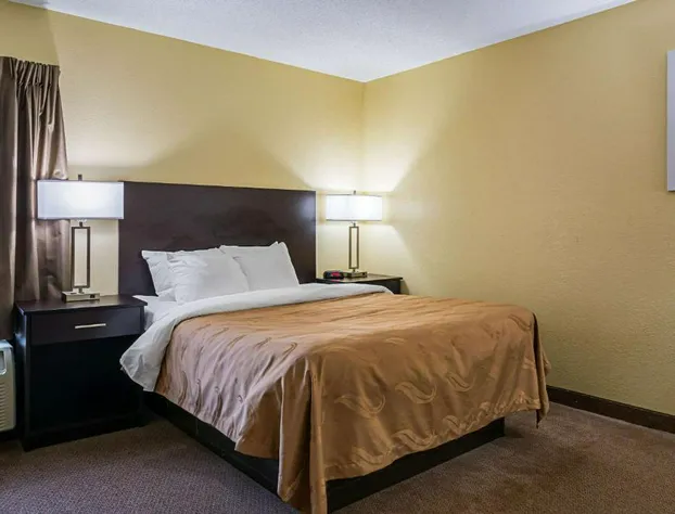Quality Inn & Suites Greensburg I-74 hotel detail image 3