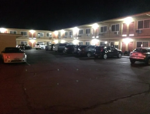 Sunset Inn hotel detail image 4