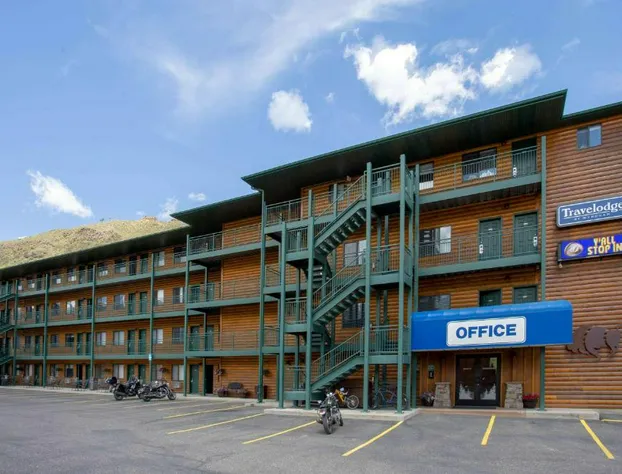 Travelodge by Wyndham Gardiner Yellowstone Park North hotel detail image 1