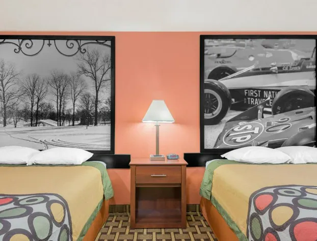 Super 8 by Wyndham Shelbyville hotel detail image 2
