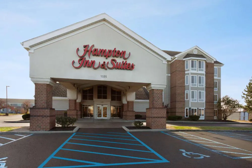 Hampton Inn & Suites Scottsburg hotel hero