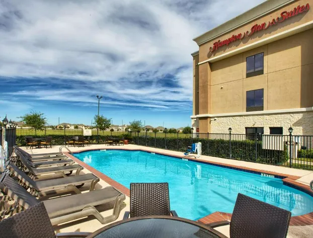 Hampton Inn & Suites Houston - Rosenberg hotel detail image 3