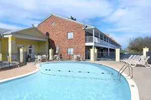 Days Inn by Wyndham KU Lawrence hotel detail image 3