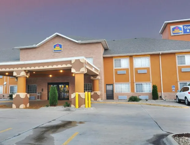 SureStay Plus Hotel by Best Western Topeka Northwest hotel detail image 1