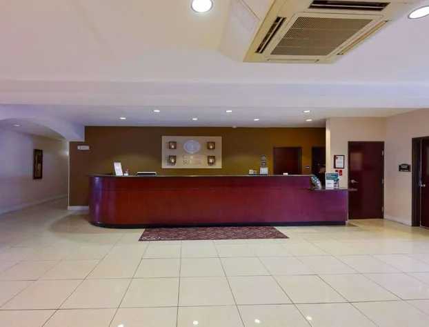 Comfort Suites University hotel detail image 3