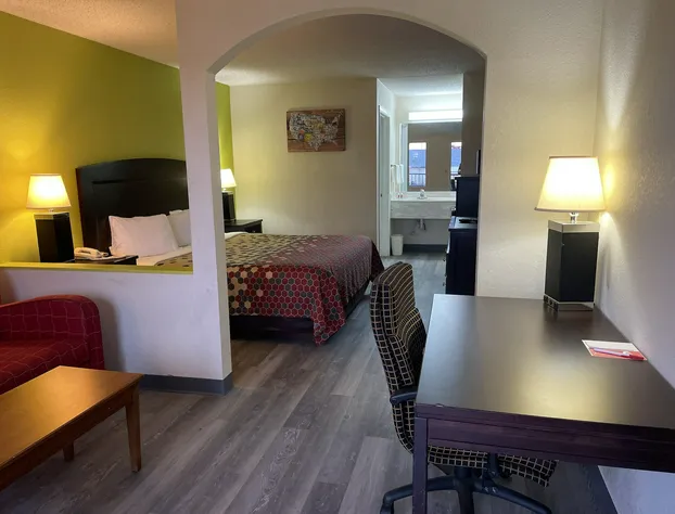 Econo Lodge Inn & Suites Sweetwater I-20 hotel detail image 3