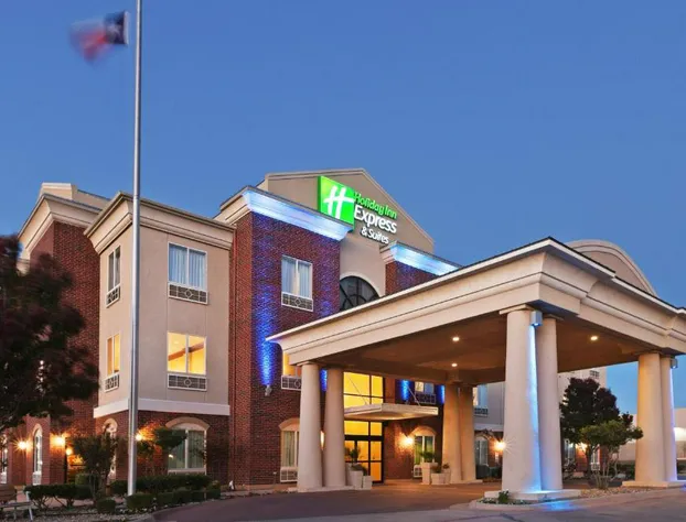 Holiday Inn Express & Suites by IHG hotel detail image 1