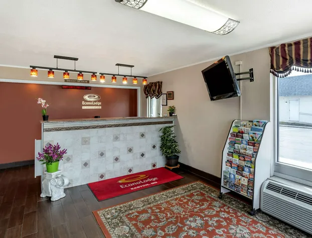 Econo Lodge Easton Route 50 hotel detail image 3