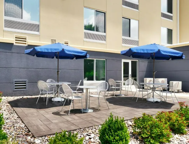 Fairfield Inn by Marriott Lexington Park Patuxent River Naval Air Station hotel detail image 1