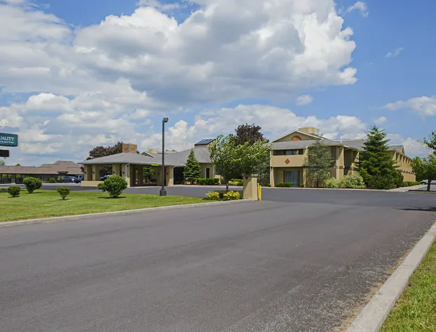 Quality Inn & Suites Frostburg - Cumberland hotel detail image 2