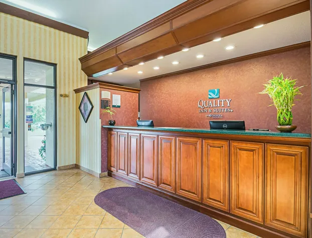 Quality Inn & Suites Frostburg - Cumberland hotel detail image 4