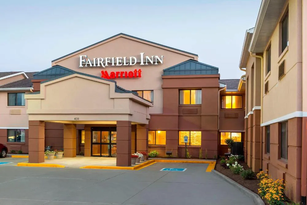 Fairfield Inn by Marriott Muncie hotel hero