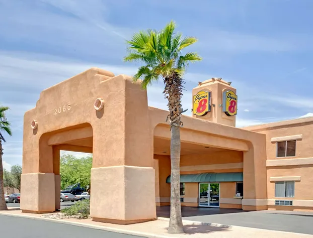 Super 8 by Wyndham Casa Grande hotel detail image 2