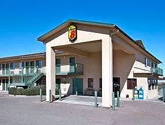 Super 8 by Wyndham Benson hotel hero