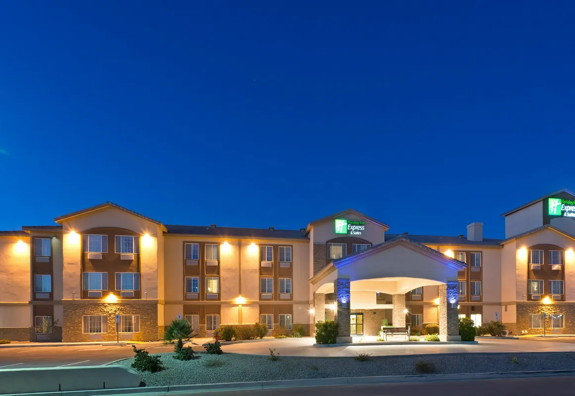 Holiday Inn Express & Suites Casa Grande by IHG hotel hero