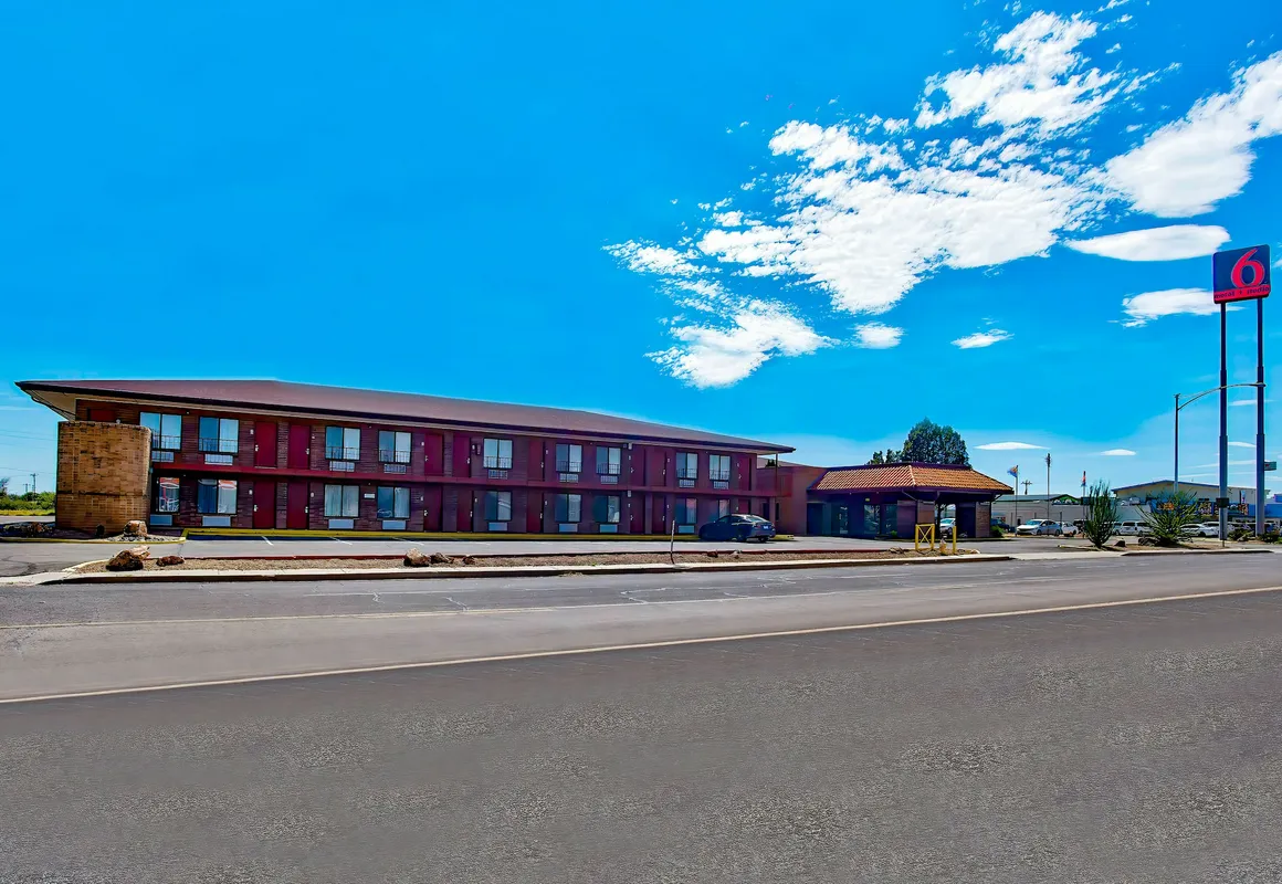 Motel 6 Willcox, AZ hotel hero