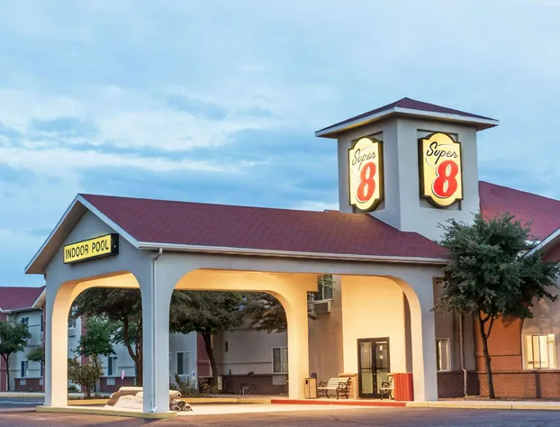 Super 8 by Wyndham Willcox hotel detail image 1