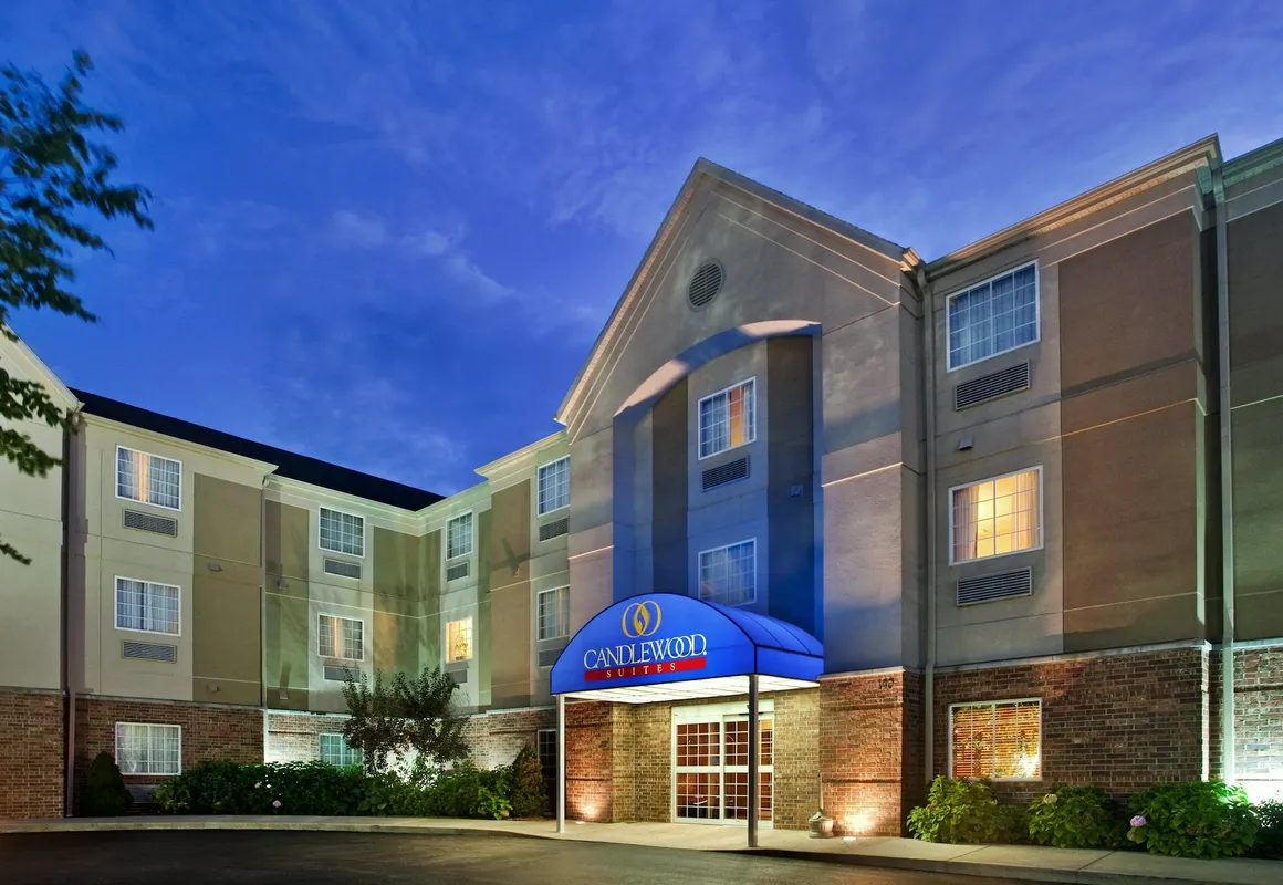 Candlewood Suites St Robert by IHG hotel hero