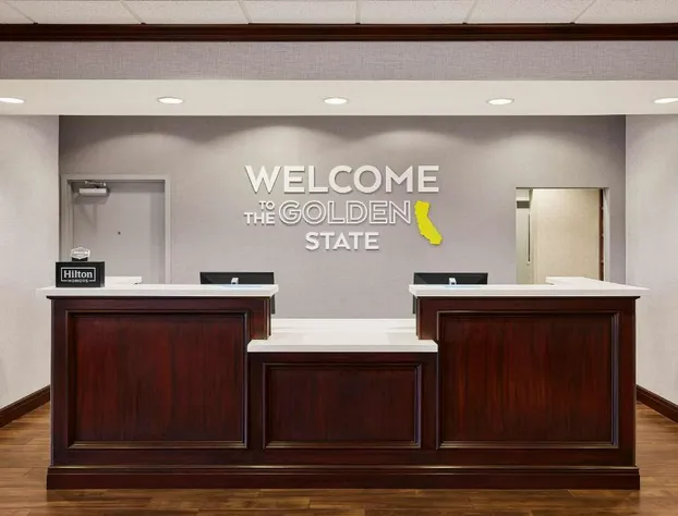 Hampton Inn & Suites Ridgecrest hotel detail image 1