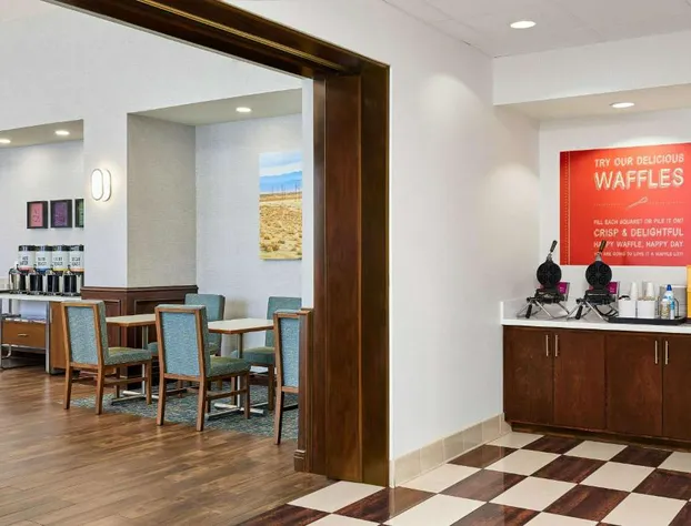 Hampton Inn & Suites Ridgecrest hotel detail image 2