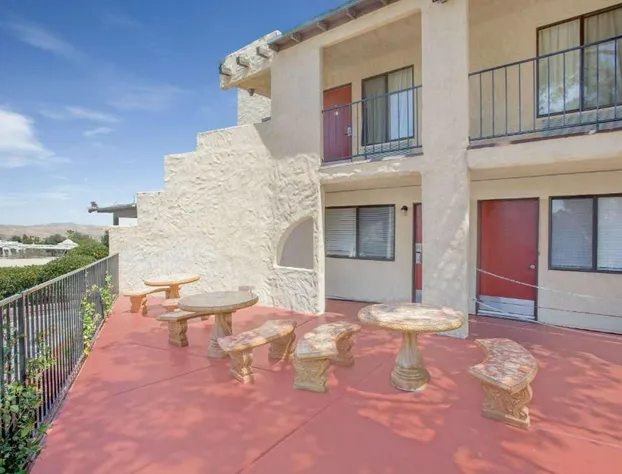 Townhouse Barstow On Historic Route 66 CA I 15 hotel detail image 3