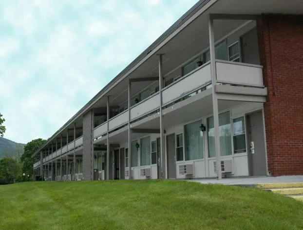 Fort William Henry Hotel and Conference Center hotel detail image 4