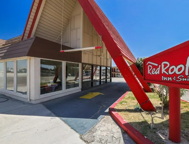 Red Roof Inn Needles hotel detail image 1