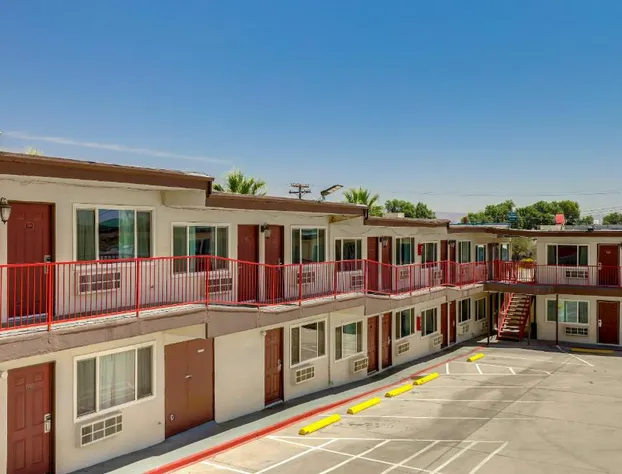 Red Roof Inn Needles hotel detail image 4