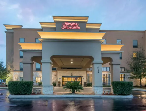 Hampton Inn & Suites Selma-San Antonio-Randolph AFB Texas hotel detail image 2