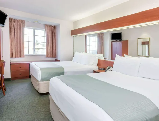 Microtel Inn & Suites by Wyndham Marianna hotel detail image 4