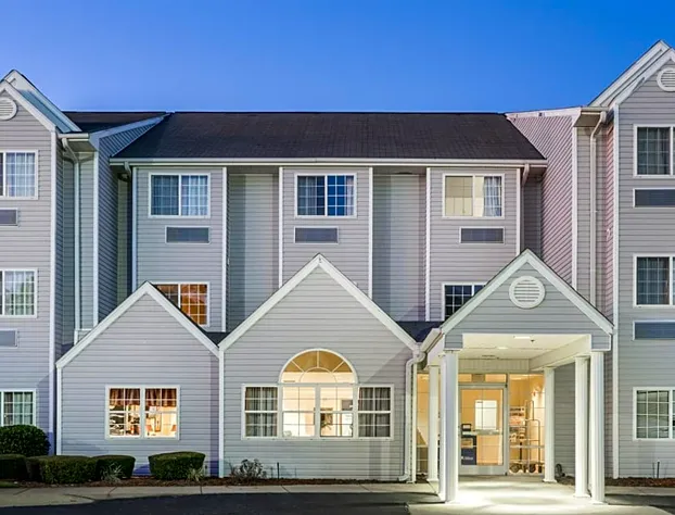 Microtel Inn & Suites by Wyndham Marianna hotel detail image 4