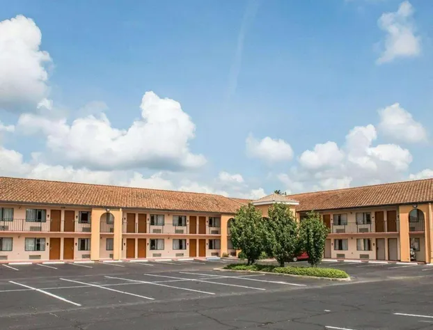 Quality Inn Marianna hotel detail image 1