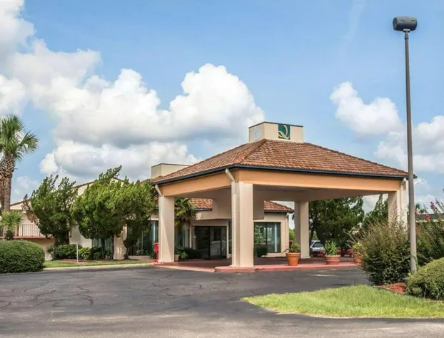 Quality Inn Marianna hotel detail image 3