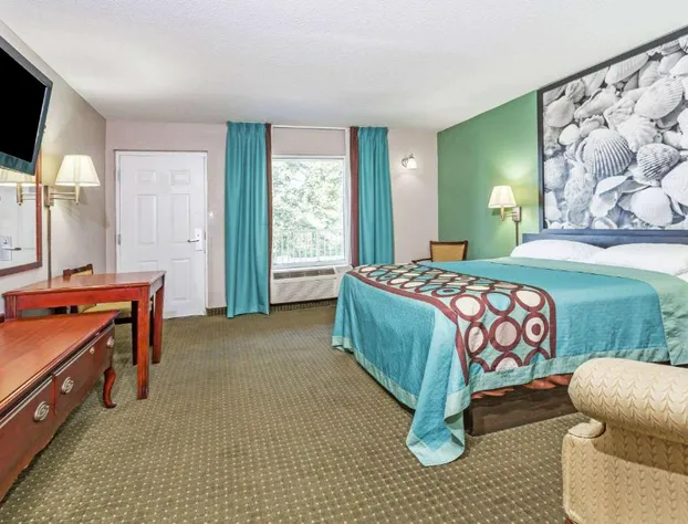 Super 8 by Wyndham Marianna I-10 hotel detail image 2