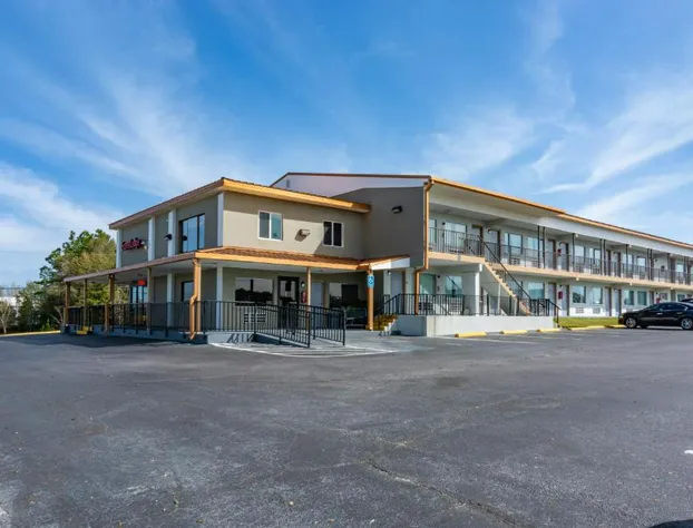 Econo Lodge Crestview hotel detail image 2